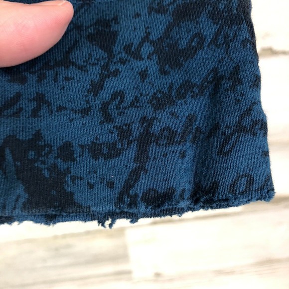 Affliction Shirt Thermal Long Sleeve Blue Wings Distressed Flocked Mens Size XL - Picture 7 of 11